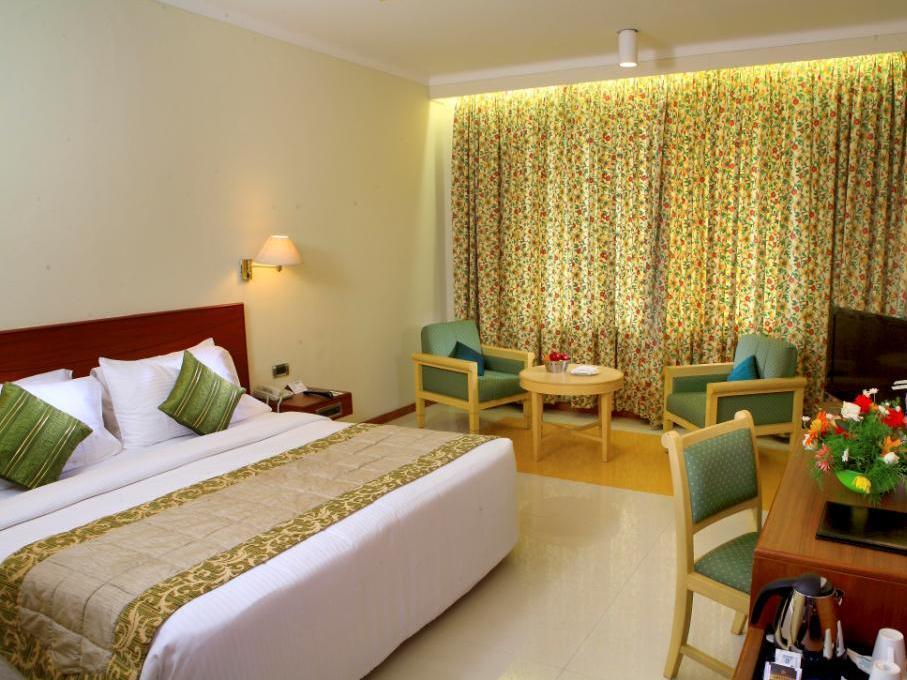 Sangam Hotel, タンジャーヴール エクステリア 写真